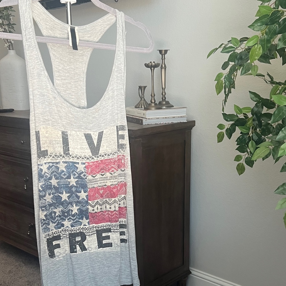 Nella Fantasia Gray Tank Top